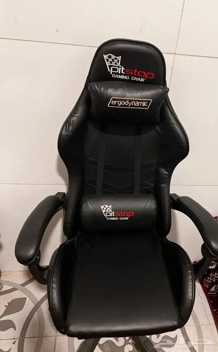 كرسي جامينج احترافي   مكتب أنيق  استخدام بسيط جدا  ونظيف مثل 0