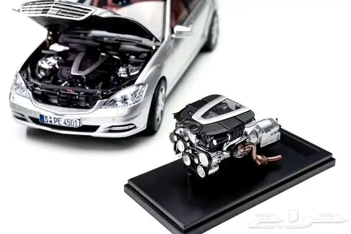 مرسيدس بنز S 600 L (W221) من MotorHelix بمقياس 1 18 15
