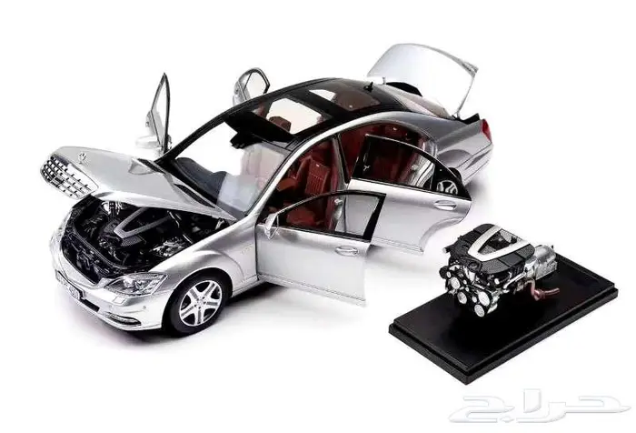 مرسيدس بنز S 600 L (W221) من MotorHelix بمقياس 1 18 16