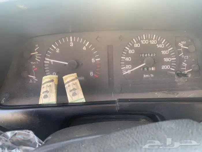 جيب لاندكروزر فل كامل موديل 93 1