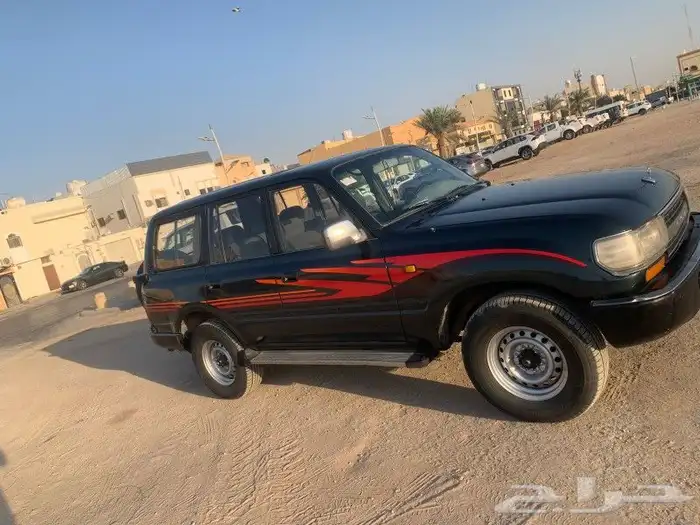 جيب لاندكروزر فل كامل موديل 93 3