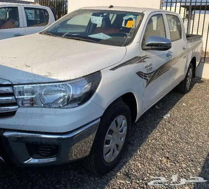 تويوتا هايلوكس ديزل غمرتين كاش و عروض التموييل 2025 1