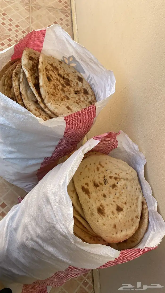 خبز علف للحيوانات 0