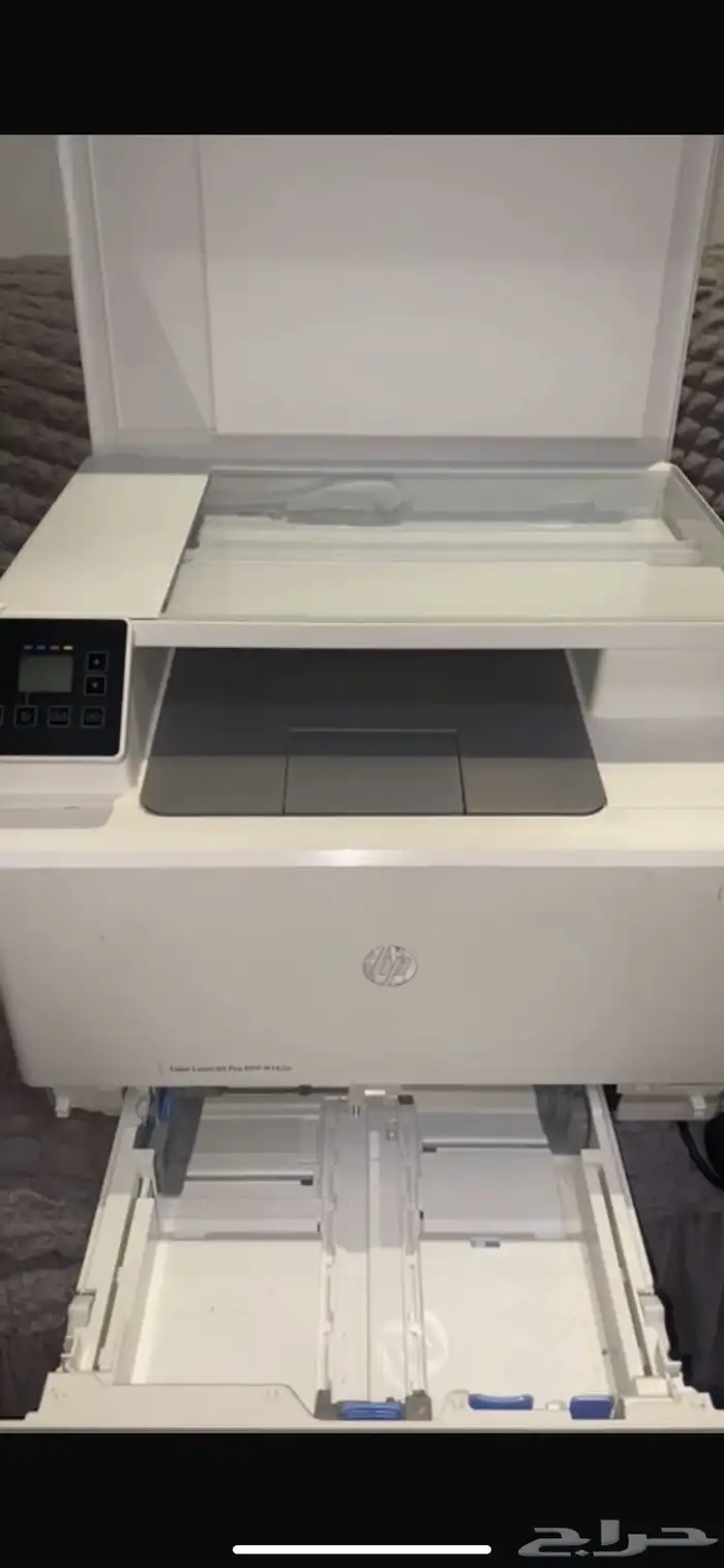 طابعة ليزر استخدام نظيف شبه جديده 1