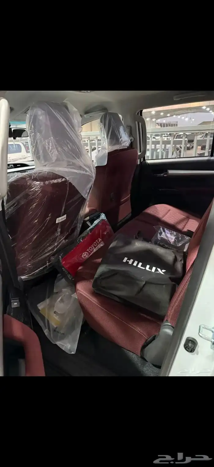 هايلوكس 2025 دبل بنزين فل كامل سوبر عبداللطيف جميل اصفار 4