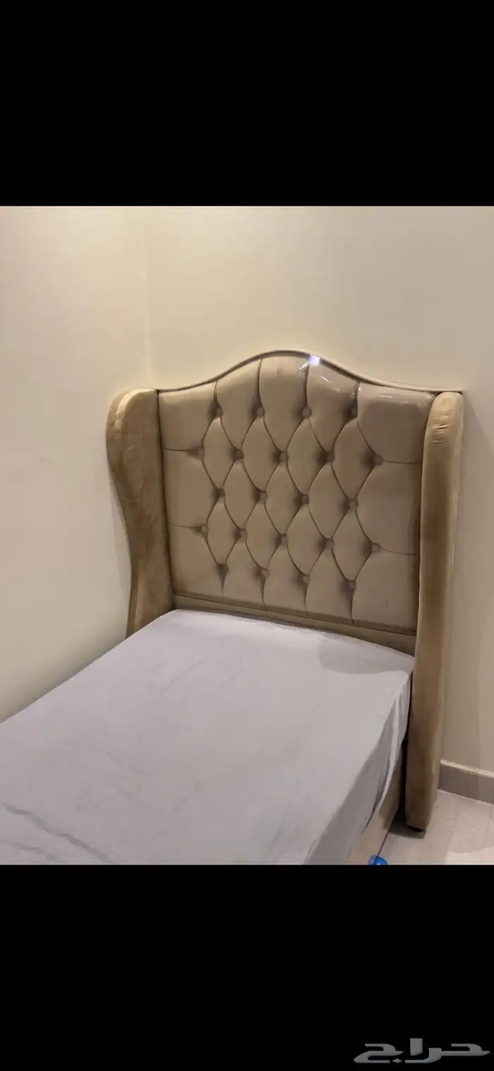 سرير للبيع المستعجل مع المرتبة جديد 1