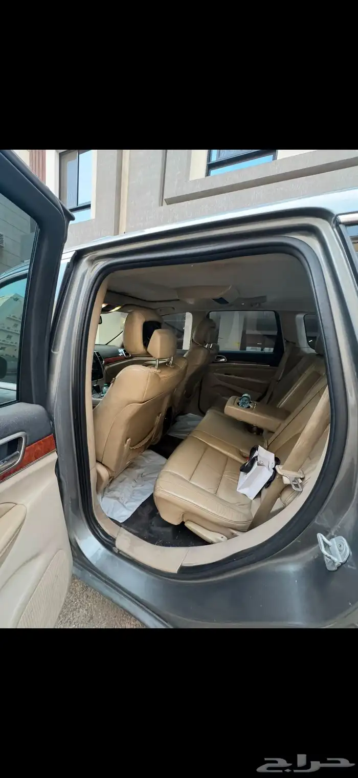 للبيع او البدل جيب شيروكي2011 نضيف 3