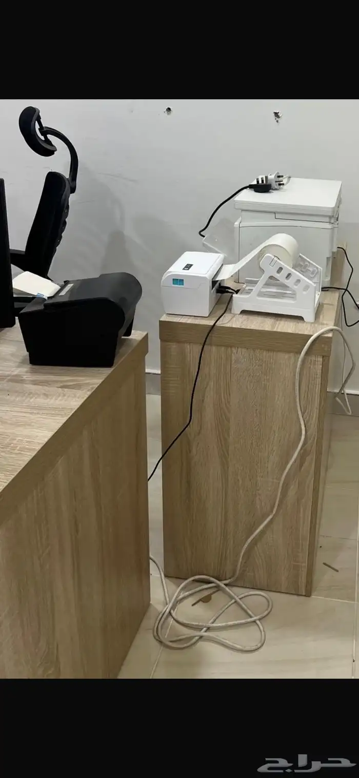 مكتب مع سكرتارية مع كرسي للبيع 1