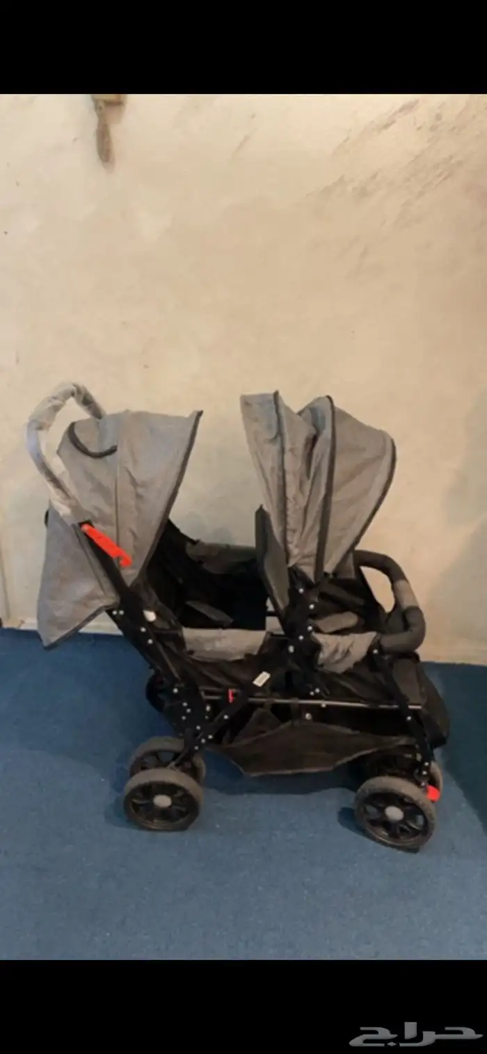 عربية آطفال توأم 0