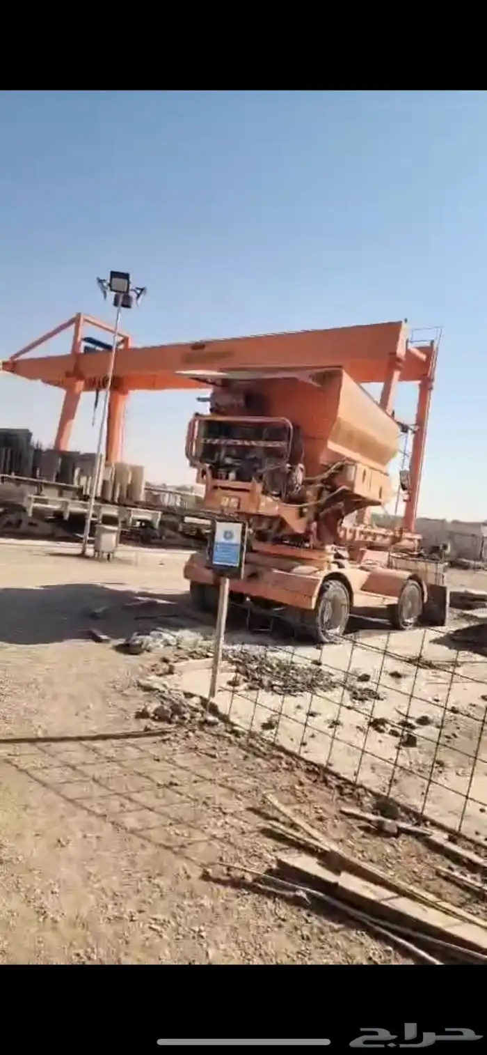 للبيع سكراب مصنع خرسانه وقوالب حديد 9