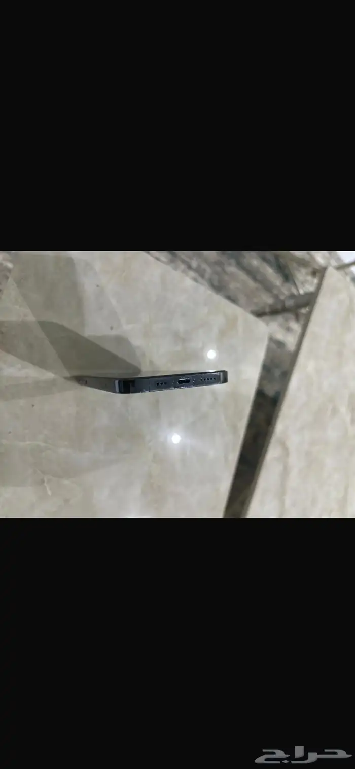 ايفون 12 برو شعره في الشاشة فقط 256 مساحة بطارية 80 4