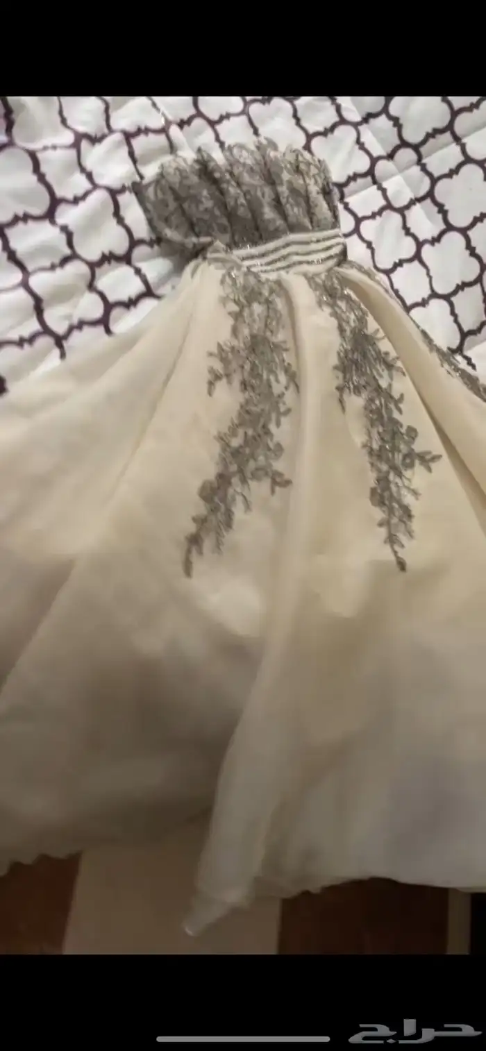 فستان للبيع 0