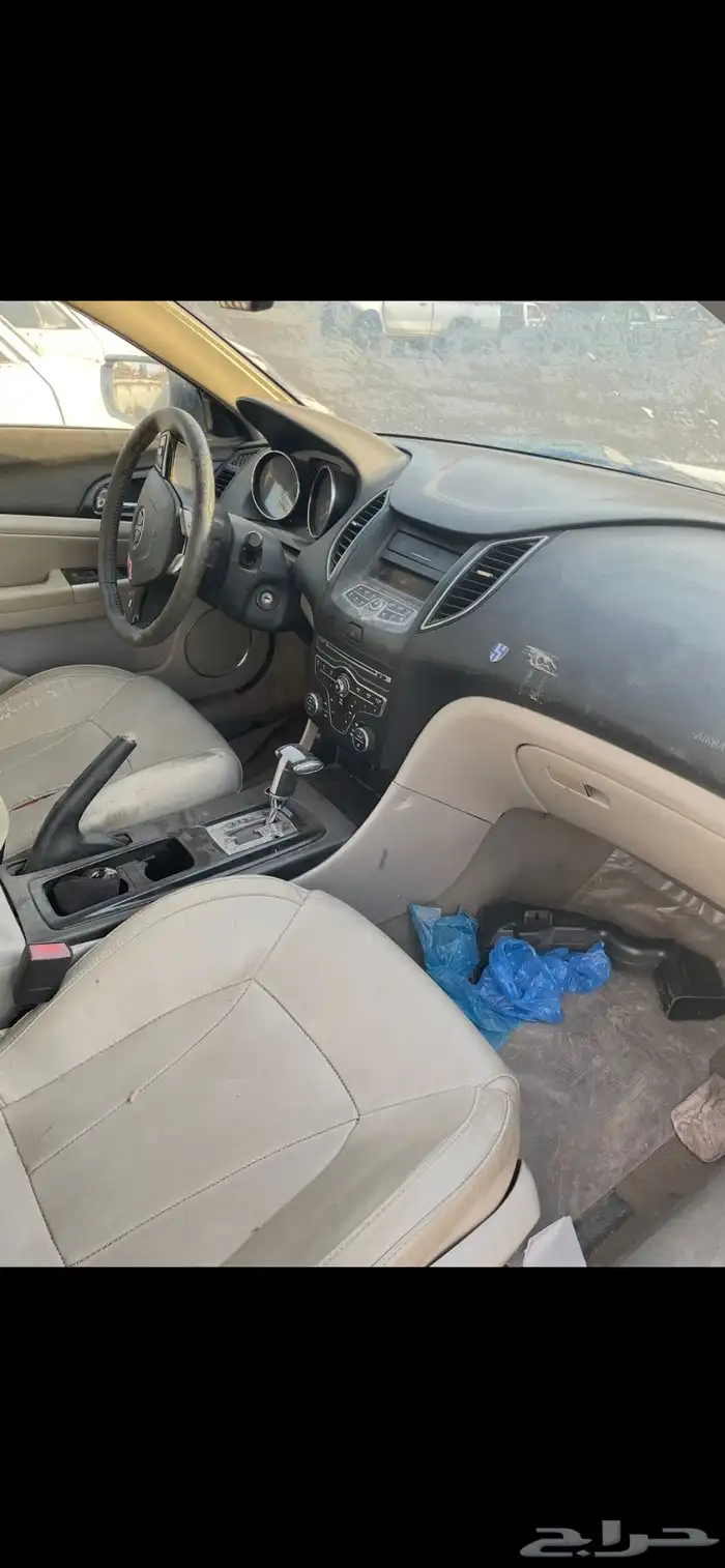 سياره بسترن صينيه البيع قطع تشليح بتال 4