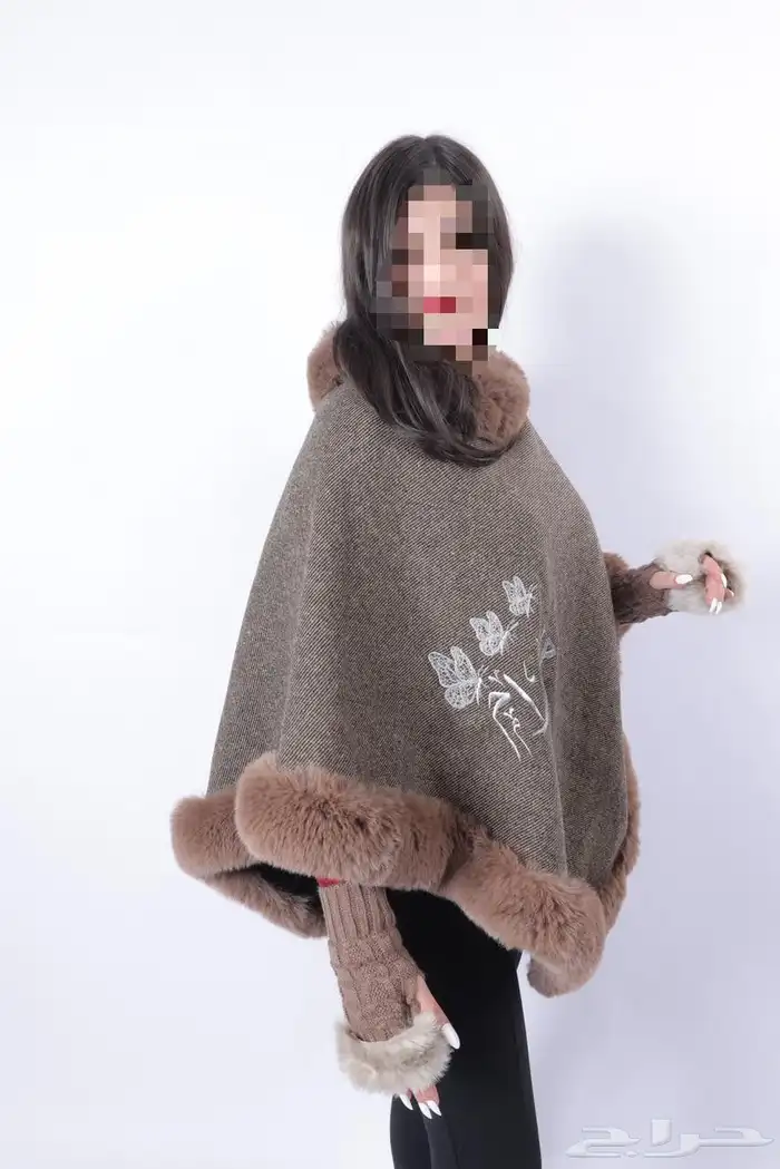 شالات شتويه خامه صوف بأطراف فرو مع تطريز الاسم حسب الطلب 8