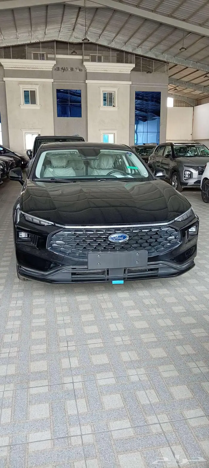 فورد تورس ترند 1