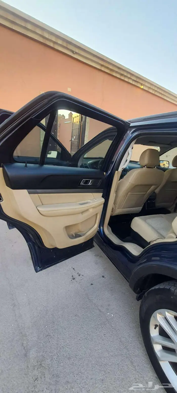 فورد اكسبلورر 10