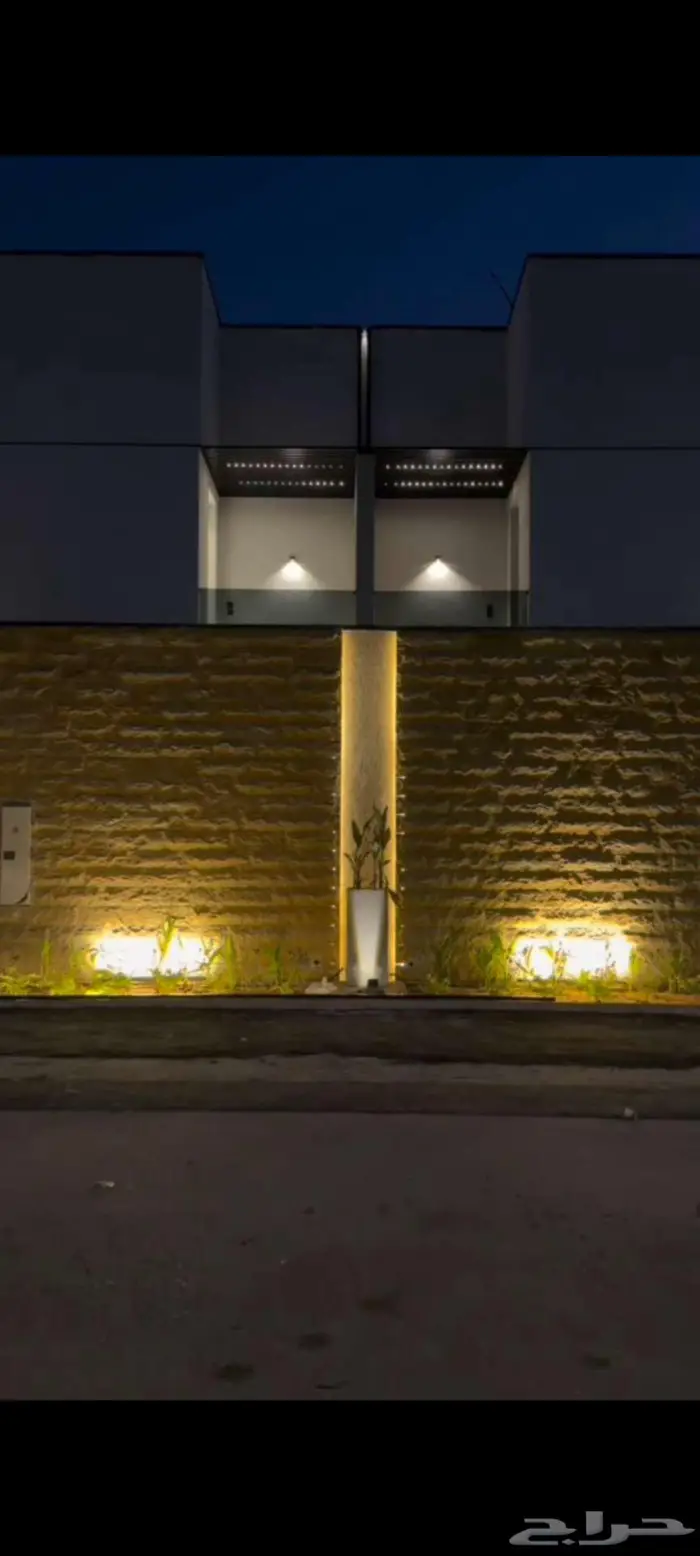 فلل نص ارض للبيع حي النهضة 1