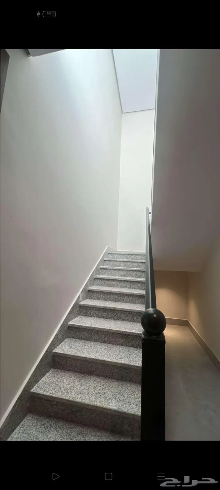 للتمليك شقة دور ثاني حي الاخضر 6 غرف وصاله (620) الف 2