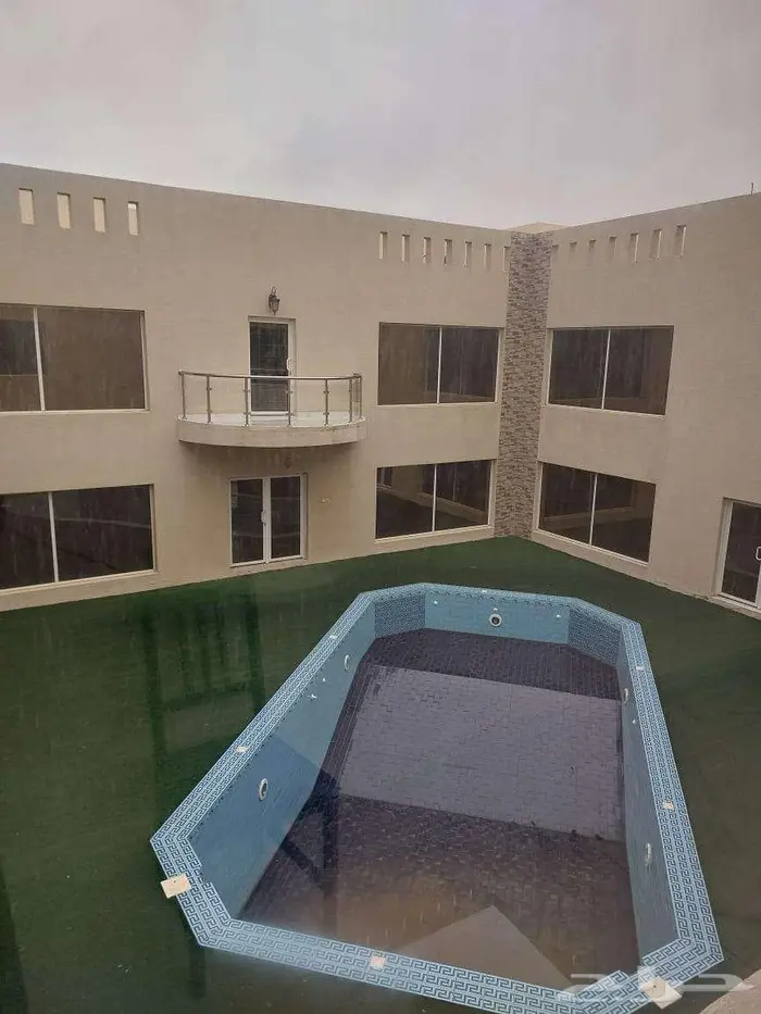 فيلا للبيع في القصيم 1