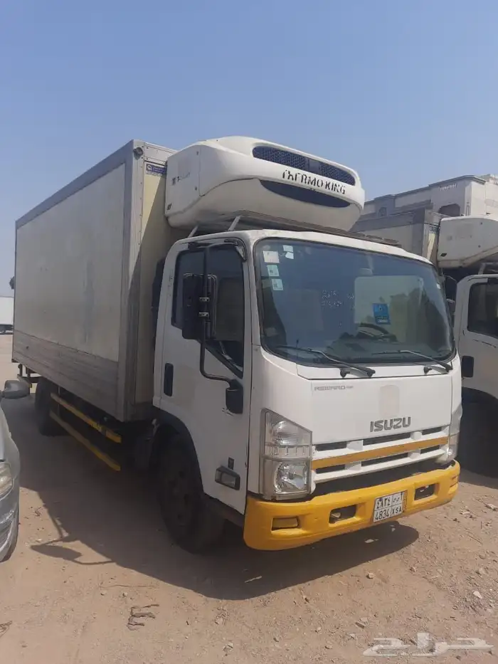 للإيجار دينه ايسوزو تبريد تجميد 2015 For Rent ISUZU 1
