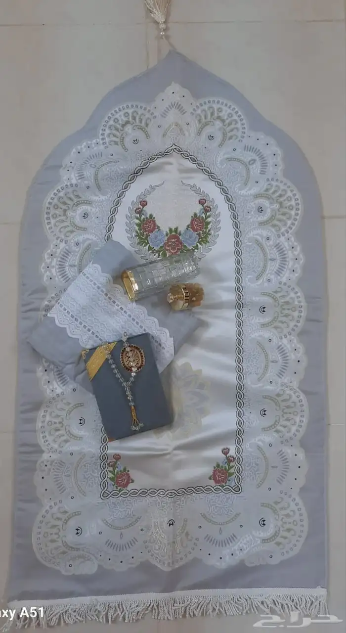 اطقم صلاة شرشف دبل كلوش ومطرز ومكسر 12