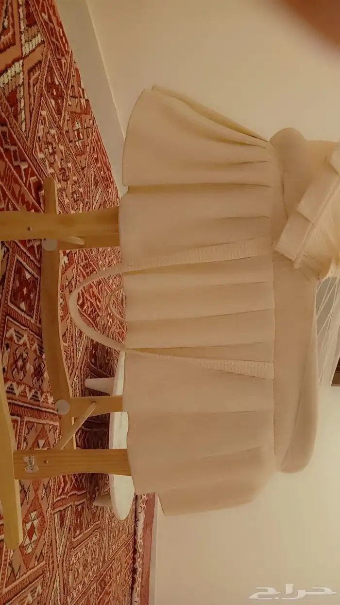 كرسي هزاز وسرير أطفال 1