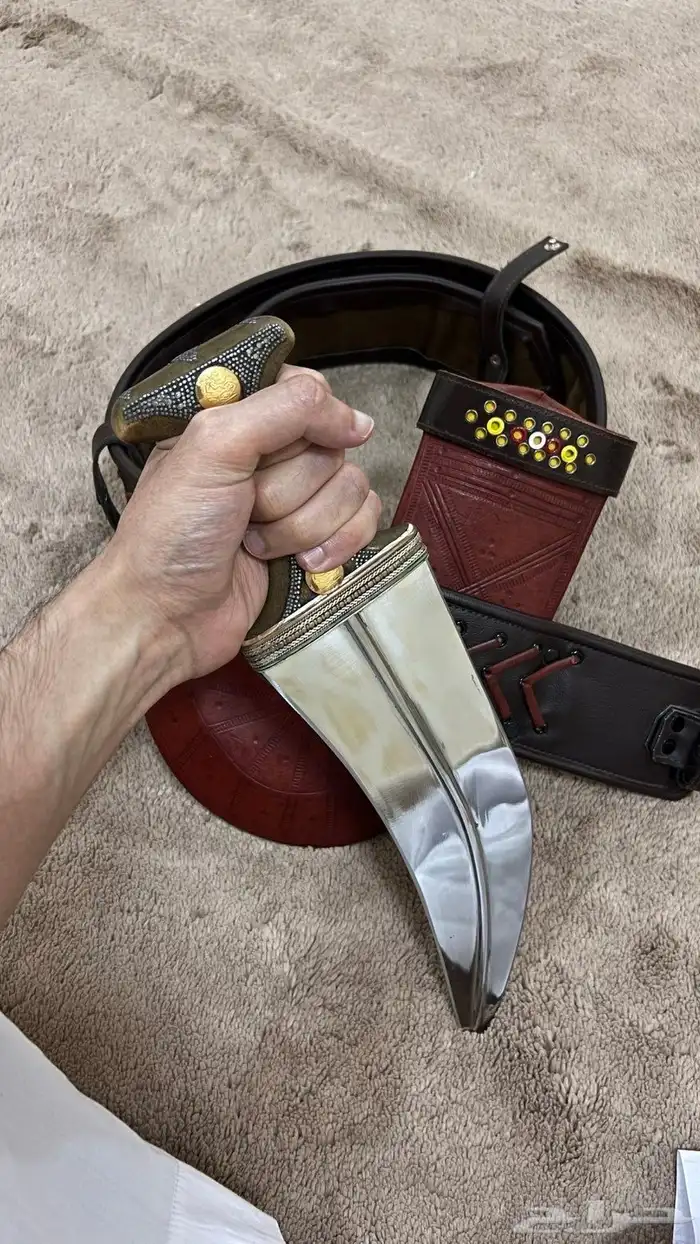 جنبيه للبيع 1