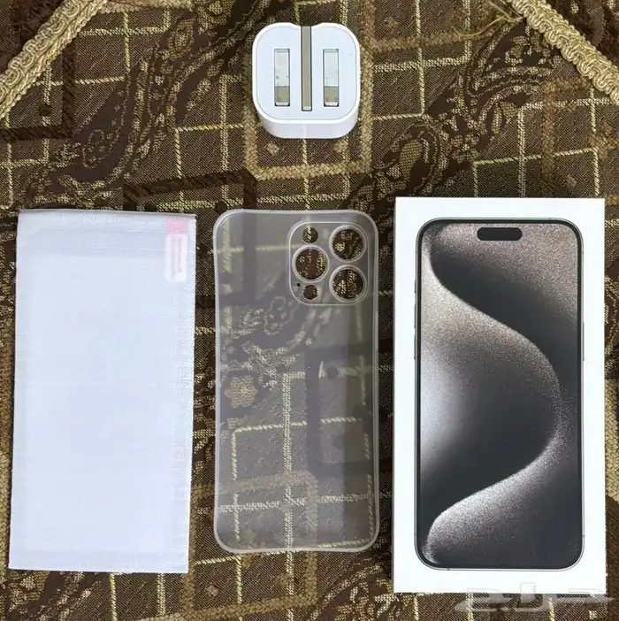 ايفون ( 15 ) برو ماكس 8