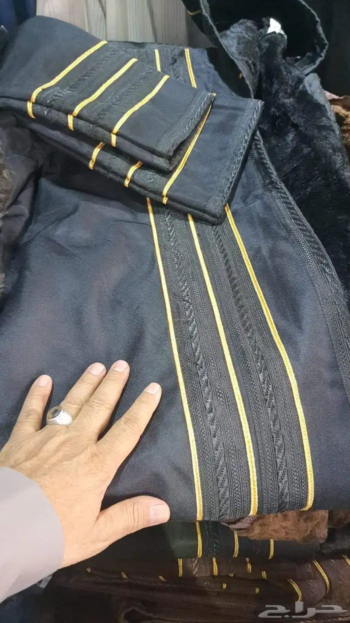 فروات. بشوت. صدريه دبل فيس جاكيت.بالطو .فروة طفيلي . نسائي 2