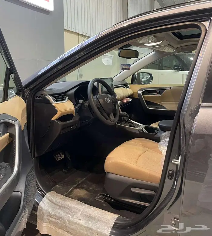 تويوتا راف فور فتحة XLE بنزين 2025 أقساط 5