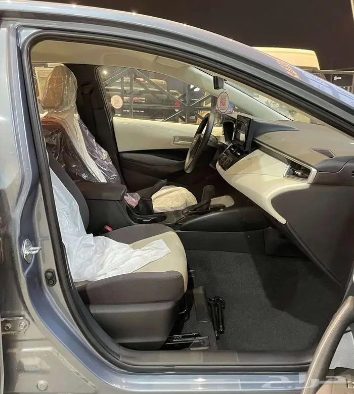 تويوتا كورولا XLI 2.0 مطور بنزين 2025 كاش وأقساط 10