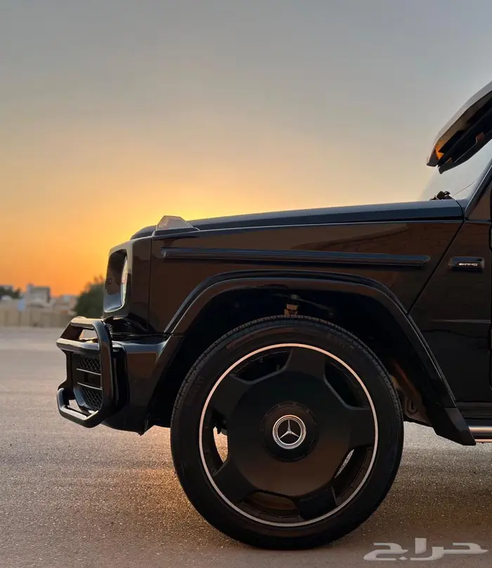 مرسيدس جي كلاس مخزن بحالة ممتازة 21