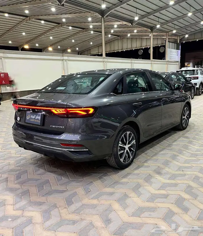 متوفر جيلي امجراند فل كامل موديل 2024 بطاقه جمركيه 5