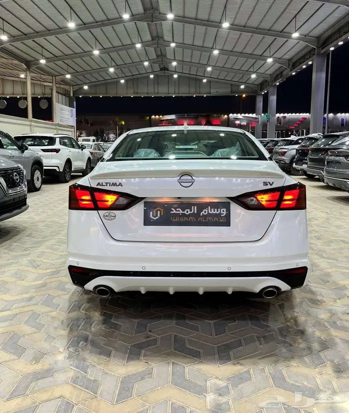 عرض خاص نيسان التيما sv نص فل موديل 2026 بطاقه جمركيه 5