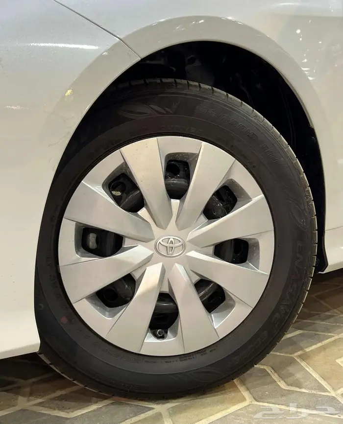 تويوتا كورولا XLI 1.5 ستاندر بنزين 2025 8