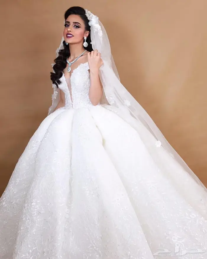 فستان زواج استخدام مرة واحدة-سارة القاسمي 1