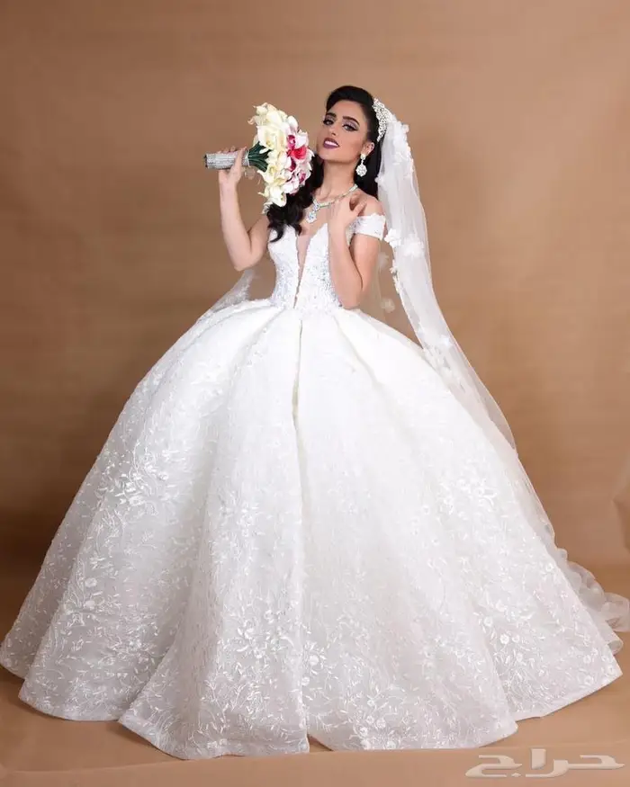 فستان زواج استخدام مرة واحدة-سارة القاسمي 3