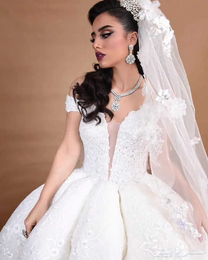 فستان زواج استخدام مرة واحدة-سارة القاسمي 2