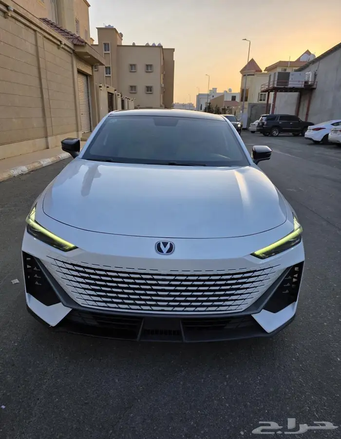 شانجان يوني في هاتشباك 0