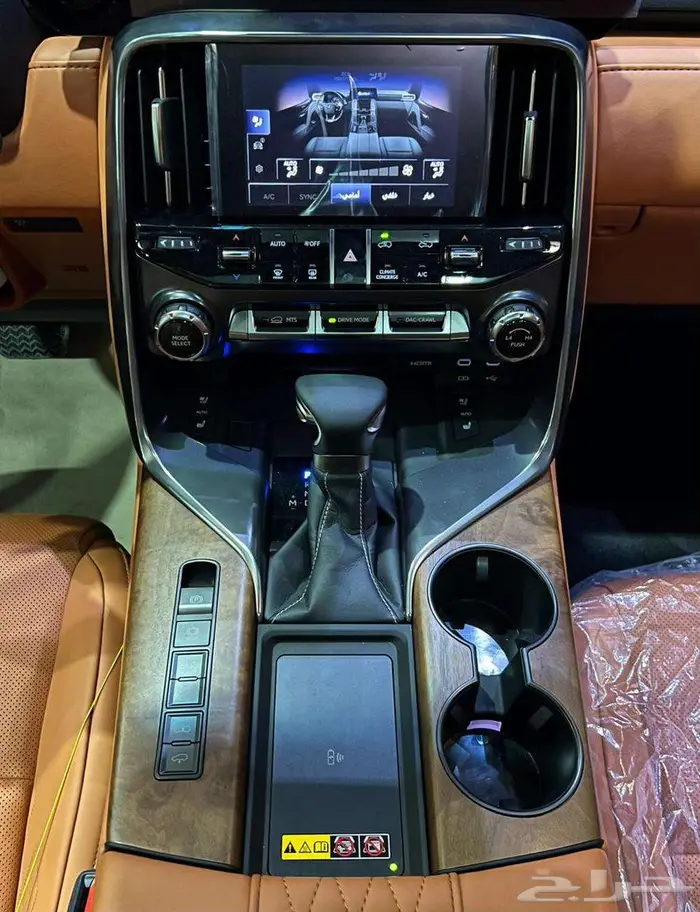 لكزس LX600 VIP بريمي 2025 اقل سعر اقساط او كاش 12