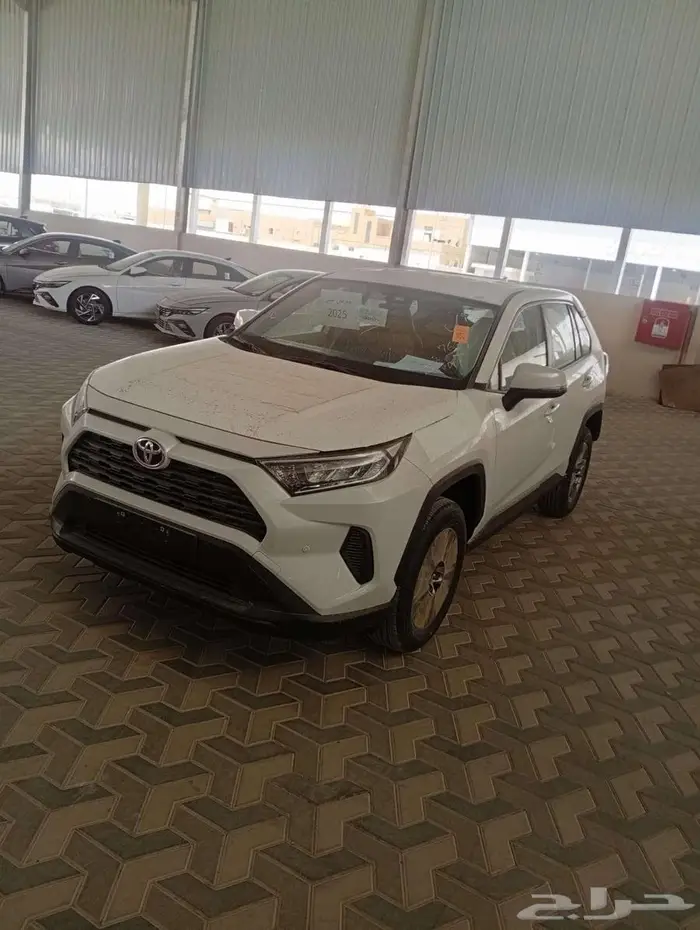 تويوتا راف فور استاندر دبل 2025 1