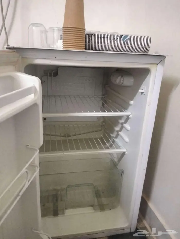 ثلاجه للبيع 0