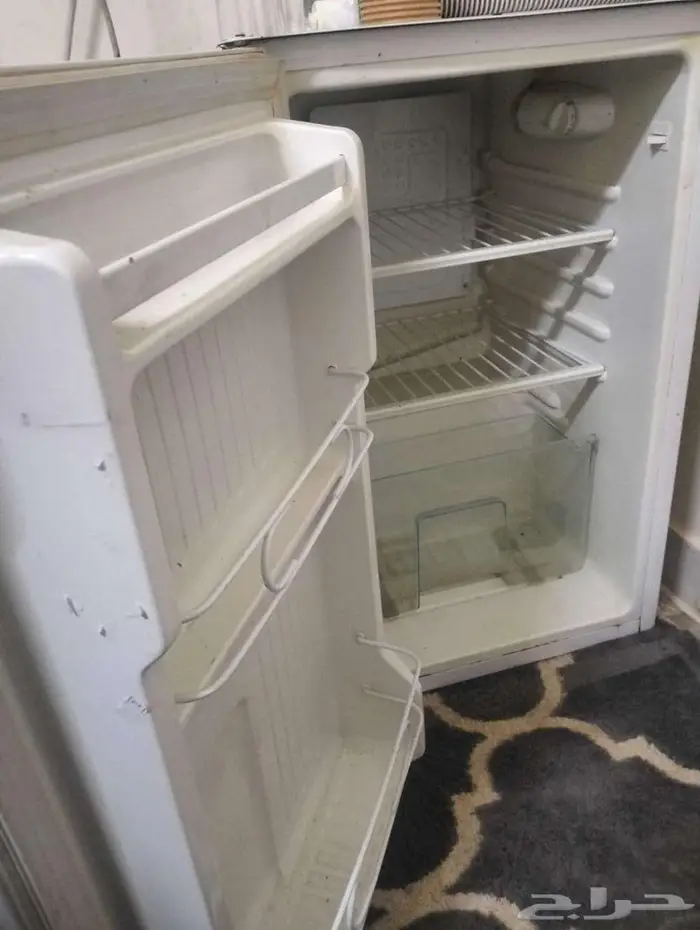 ثلاجه للبيع 1