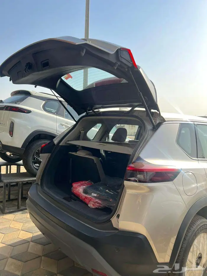 نيسان اكستريل 2024 استندر عرض كاش 10