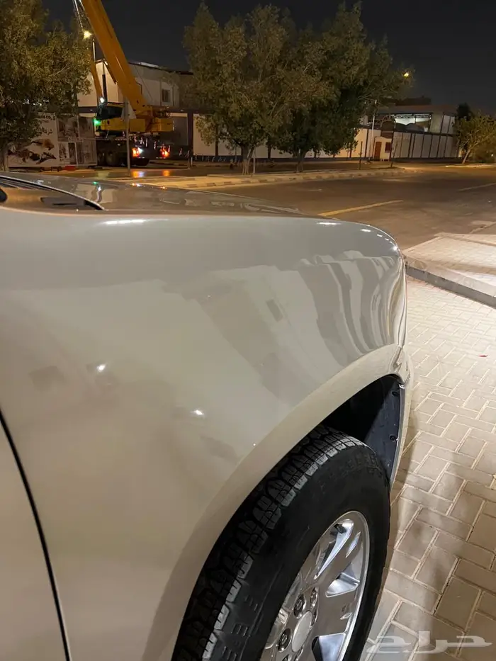 للبيع يوكن 2008 SLT دبل 17