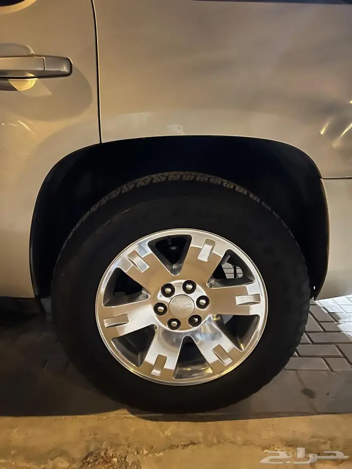 للبيع يوكن 2008 SLT دبل 15