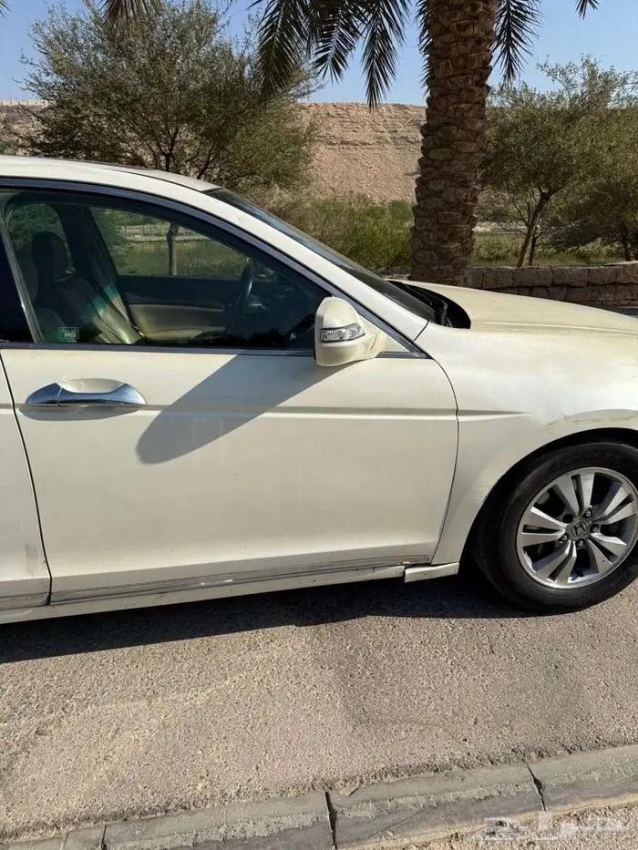 هوندا اكورد2009 للبيع 10