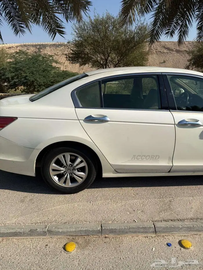 هوندا اكورد2009 للبيع 12
