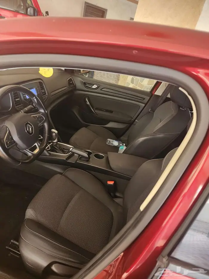 للبيع رينو ميجان 2022 بودي وكالة 6