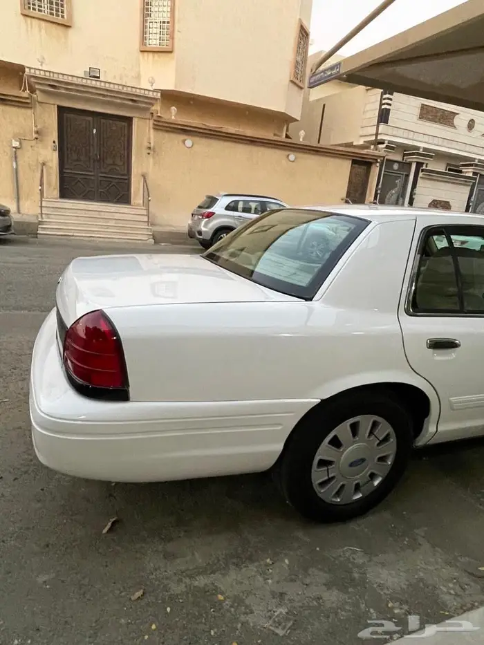 فورد كراون فكتوريا 2012 مخزن 22